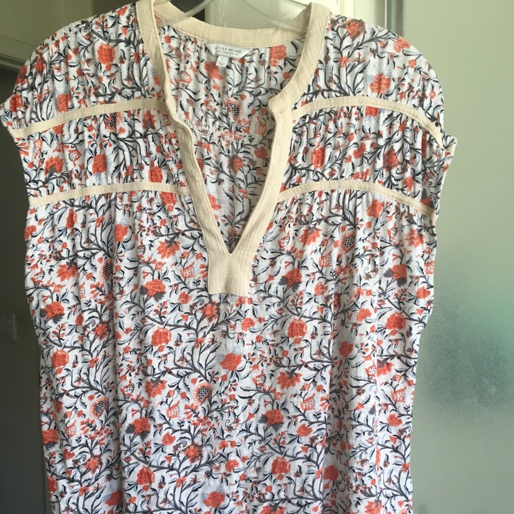 Women's short-sleeved top